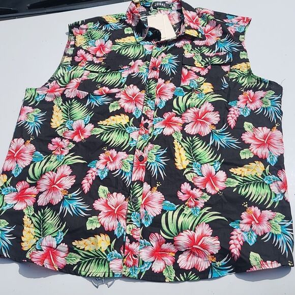Jogal Hibiscus Floral Sleeveless Button up - Picture 1 of 6